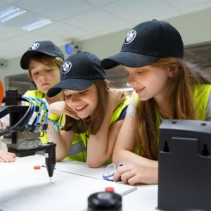 Tech4Kids  Technik begeistert Schler in Grundschulen an den BMW Group Werksstandorten Regensburg, Landshut und Mnchen